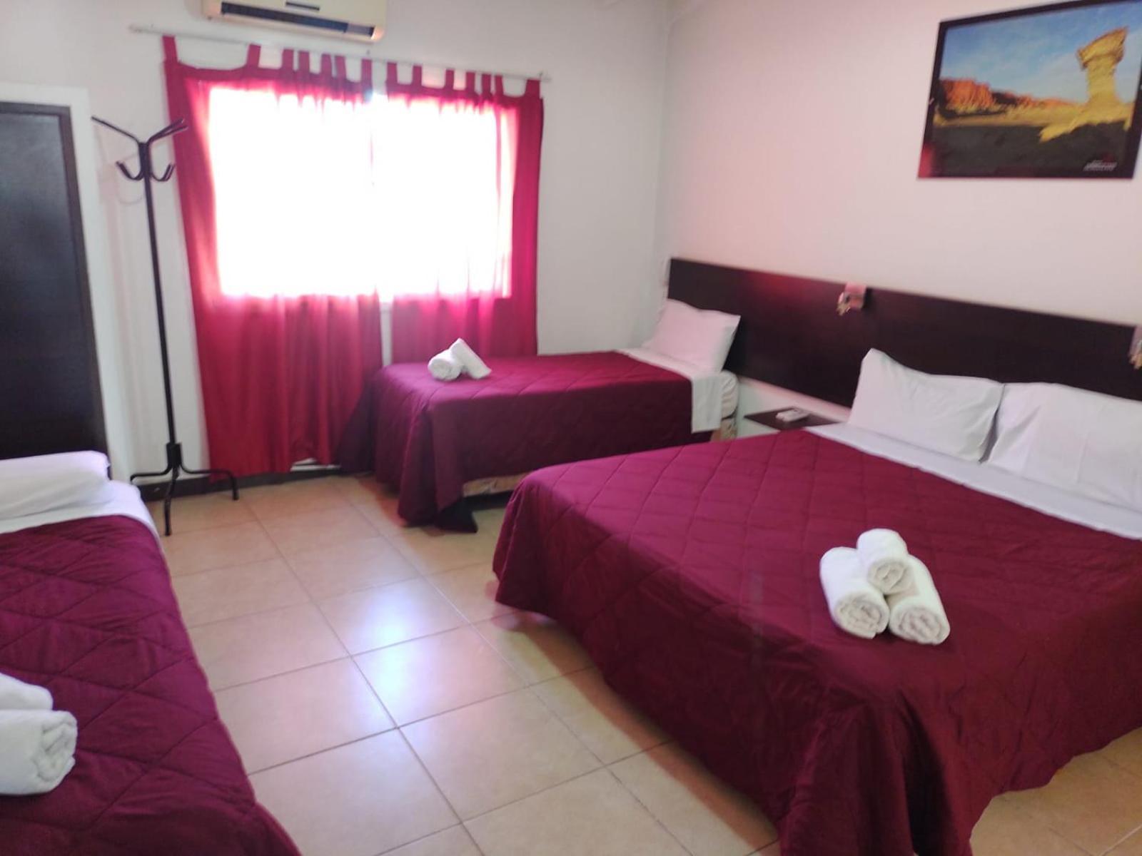 Hotel Ischigualasto 산 후안 외부 사진
